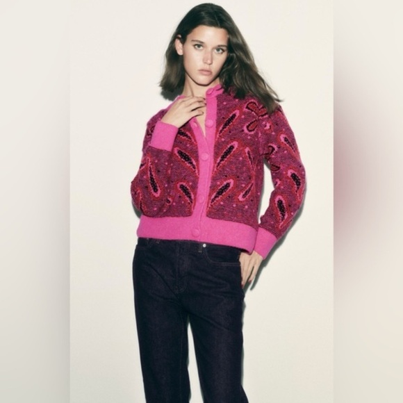 Zara Jackets & Blazers - Stylish Pink Paisley Women's cardigan